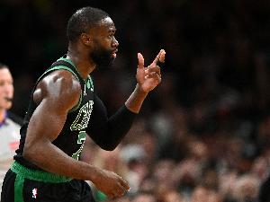 追梦：福克斯应该是伤了 他绝不是关键时刻会掉链子的球员